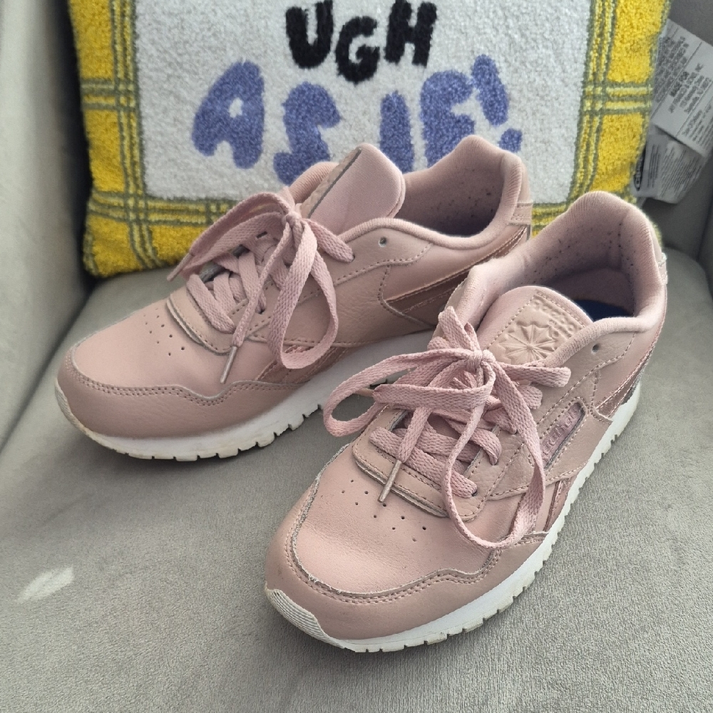 REEBOK Pink/Rose Gold Classics